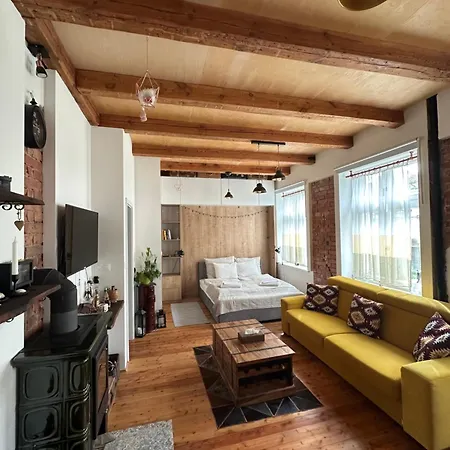 Vintage Modern Old Town