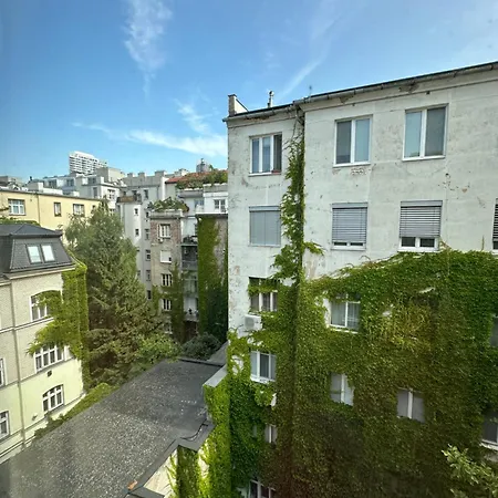 Vintage Modern Old Town * Μπρατισλάβα